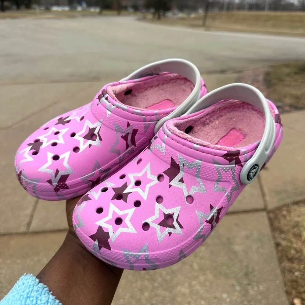 Crocs Kids Classic Lined Disco Dance Party Clogs Size J 2 Pink Sandals‎